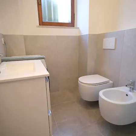Sky House Carrara Appartement