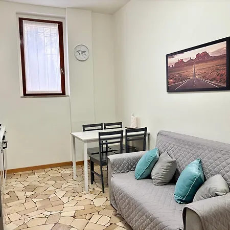 Sky House Carrara Apartamento *